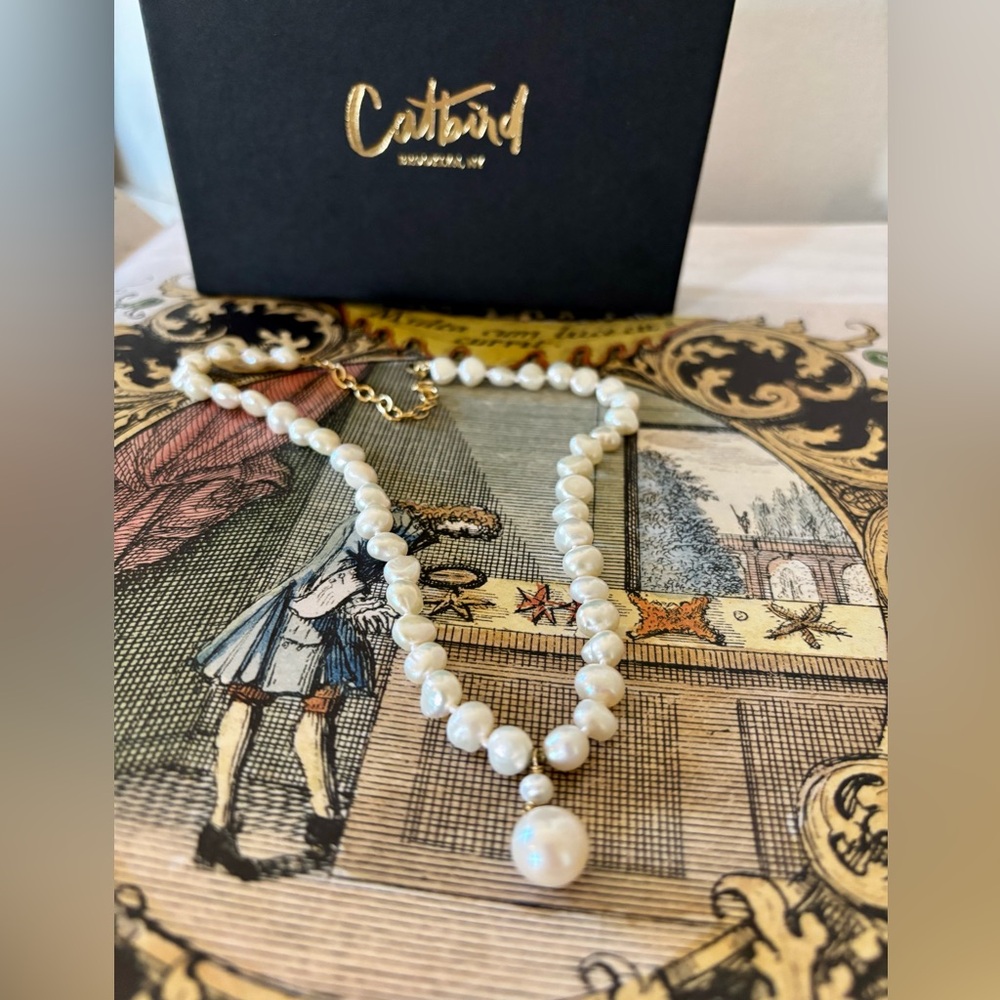 Catbird - Princess Buttercup Pearl Choker by Designer Stacey Nishimoto